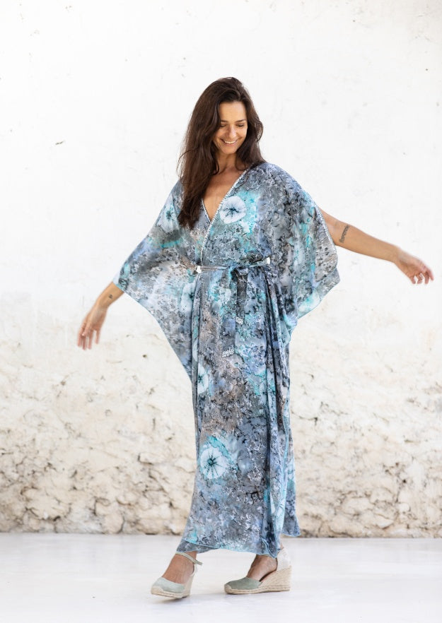 Lola Kaftan // Bora Tie Dye - Blue